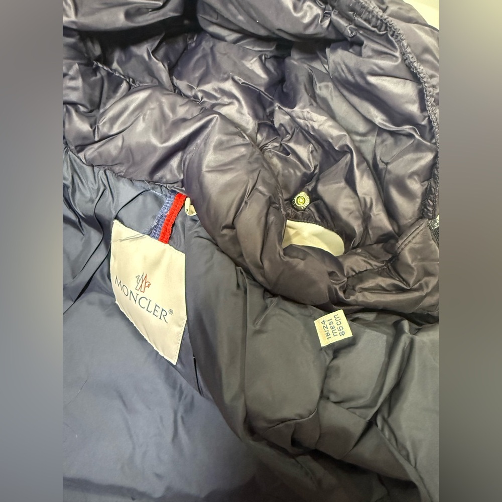 Moncler Dark Puffer Jacket with Hood - Picture 8 of 8